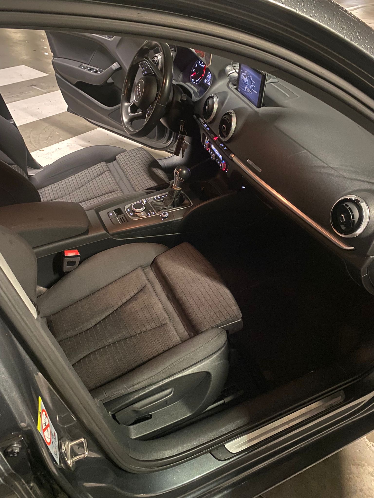 Audi A3 III (2) BERLINE 1.5 TFSI 150 S LINE S TRONIC 7