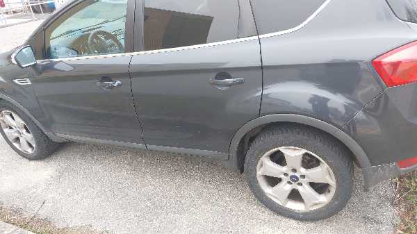 Ford Kuga 2.0 TDCI 140 DPF 4X4 TITANIUM BVM6