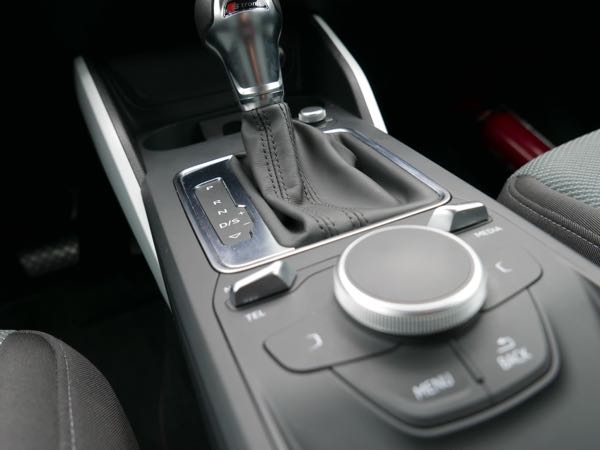 Audi Q2 Audi Q2 TFSI S tronic Design 2019