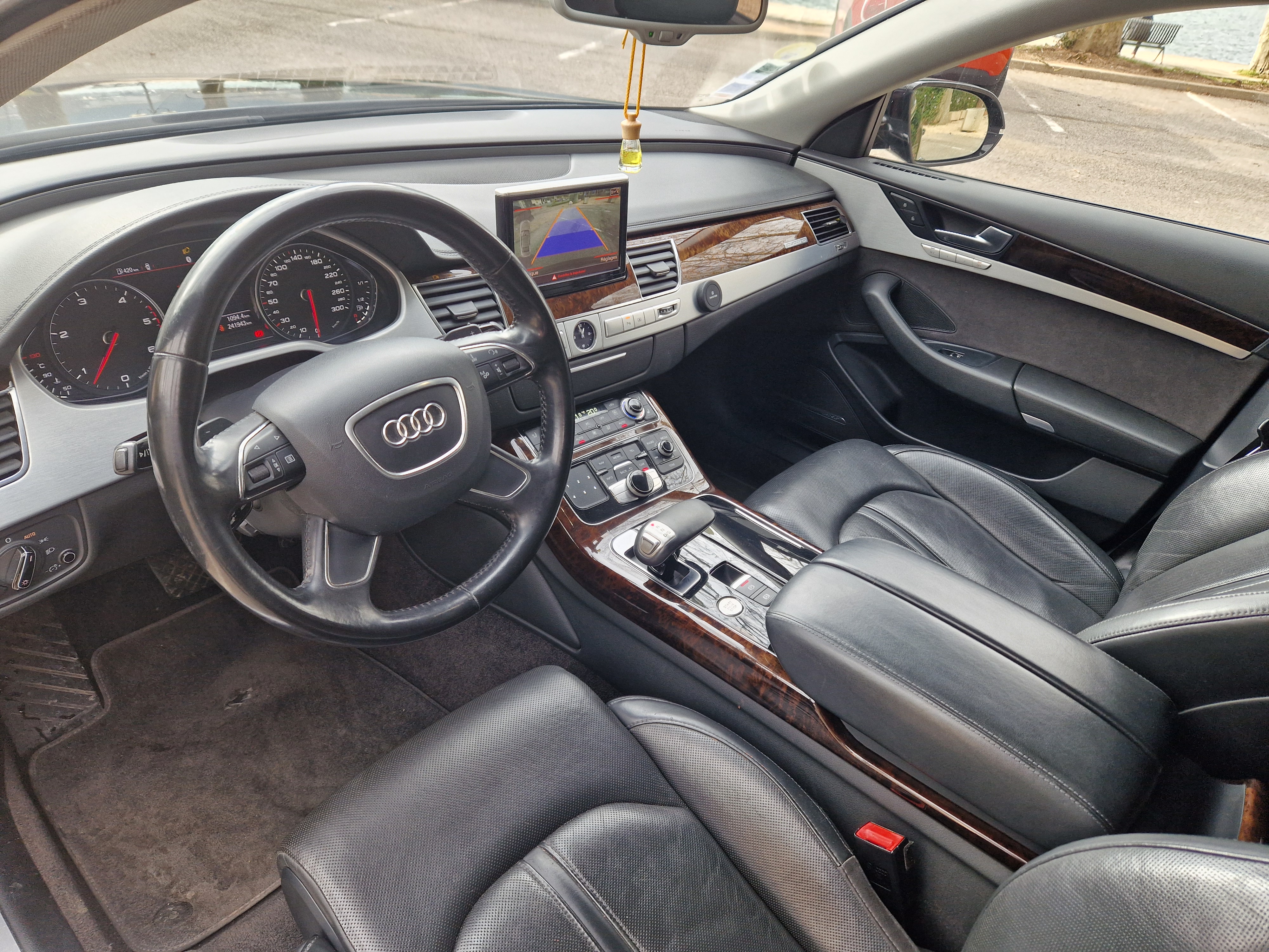 Audi A8 III 4.2 V8 TDI 350 DPF AVUS