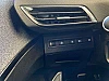 Peugeot 3008 II Road Trip hybride thumbnail