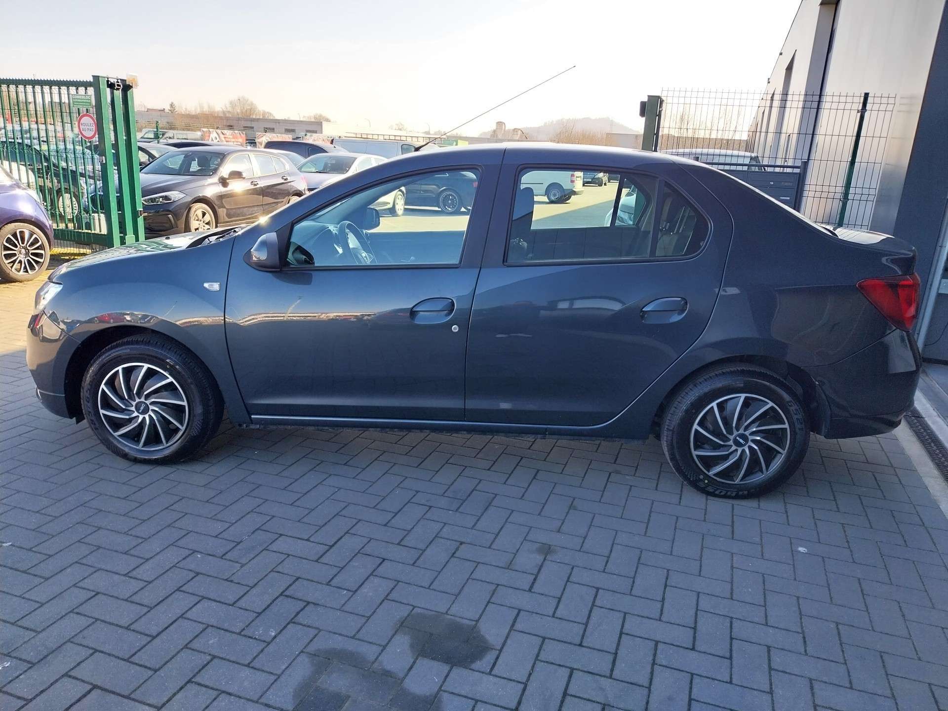 Dacia Logan 1.5 Blue dCi /ATTACHE-REMORQUE/AIRCO/BLUETOOTH/
