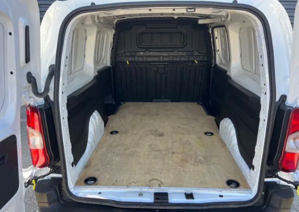 Citroen Berlingo Van XL 950kg BlueHDi 130 S&S Driver