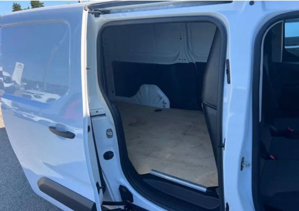 Citroen Berlingo Van XL 950kg BlueHDi 130 S&S Driver