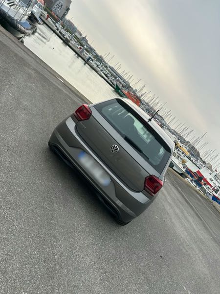 Volkswagen Polo VI 1.0 65 CONNECT