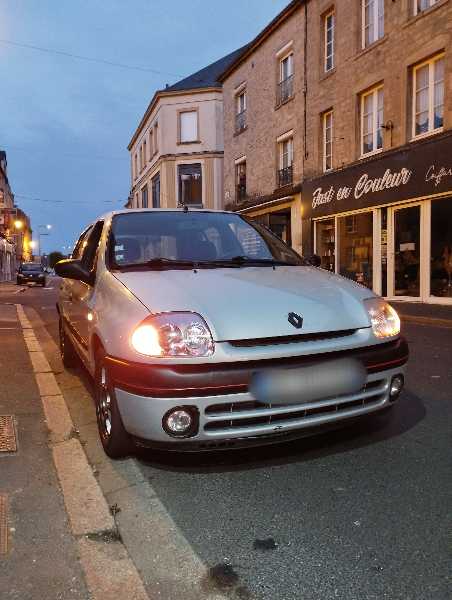 Renault Clio II 1.4 RTE 5P