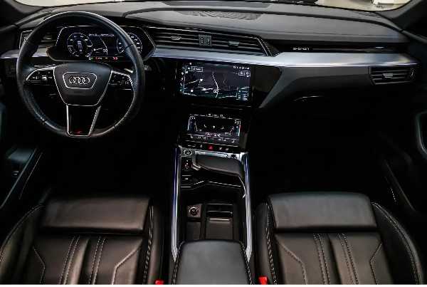 Audi E-tron audi e-tron 50 313ch