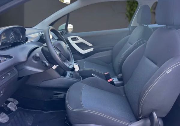 Peugeot 208 1.2 PureTech 68ch Like 3p