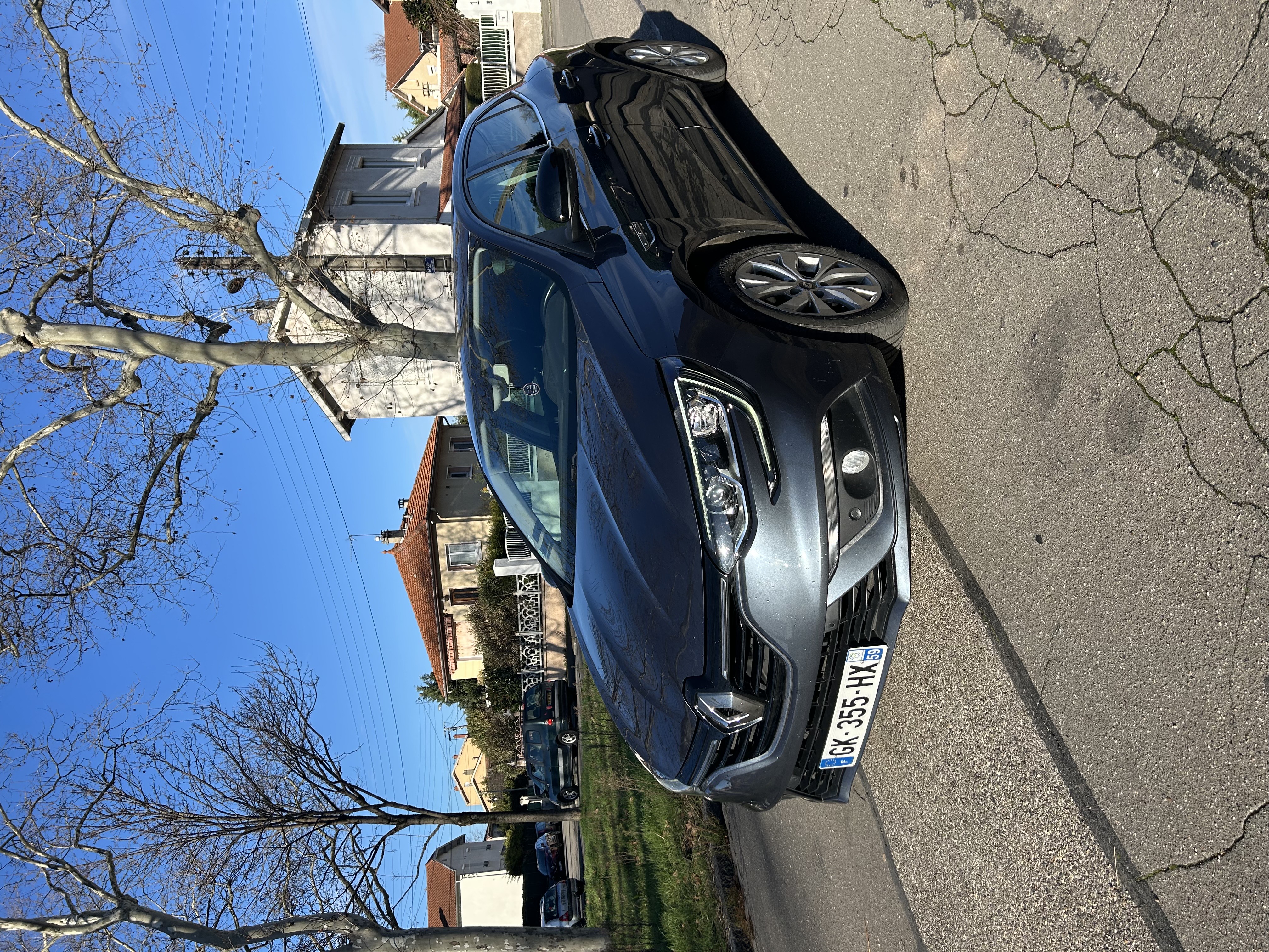 Renault Megane IV 1.3 TCE 115 FAP SL LIMITED