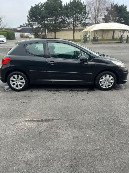 Peugeot 207 1.4 75 STYLE 3P