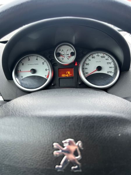 Peugeot 207 1.4 75 STYLE 3P