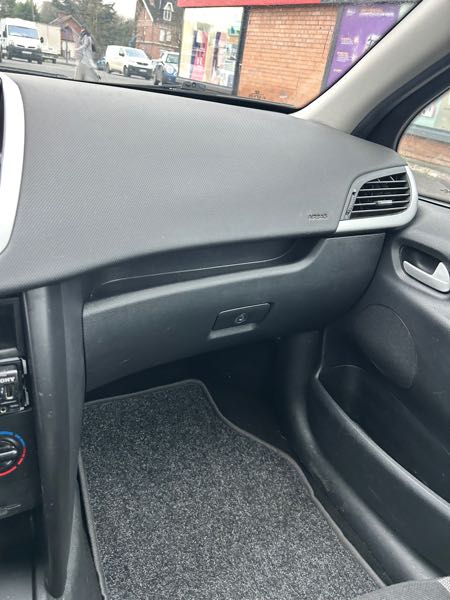 Peugeot 207 1.4 75 STYLE 3P
