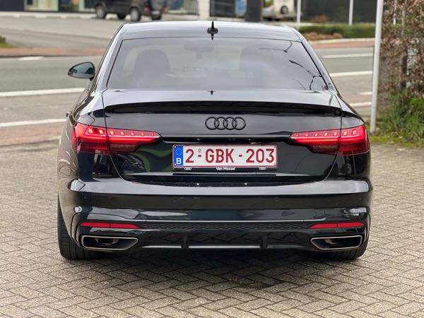 Audi A4 V (3) 35 TFSI 150 DESIGN S TRONIC 7