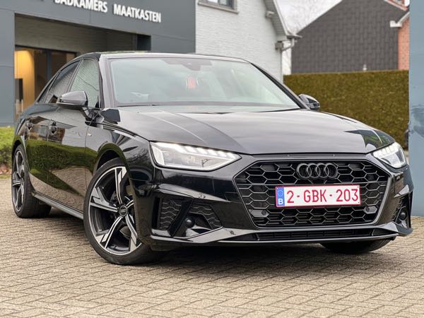 Audi A4 V (3) 35 TFSI 150 S LINE S TRONIC 7