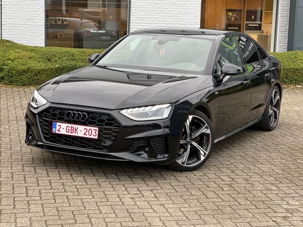 Audi A4 V (3) 35 TFSI 150 S LINE S TRONIC 7
