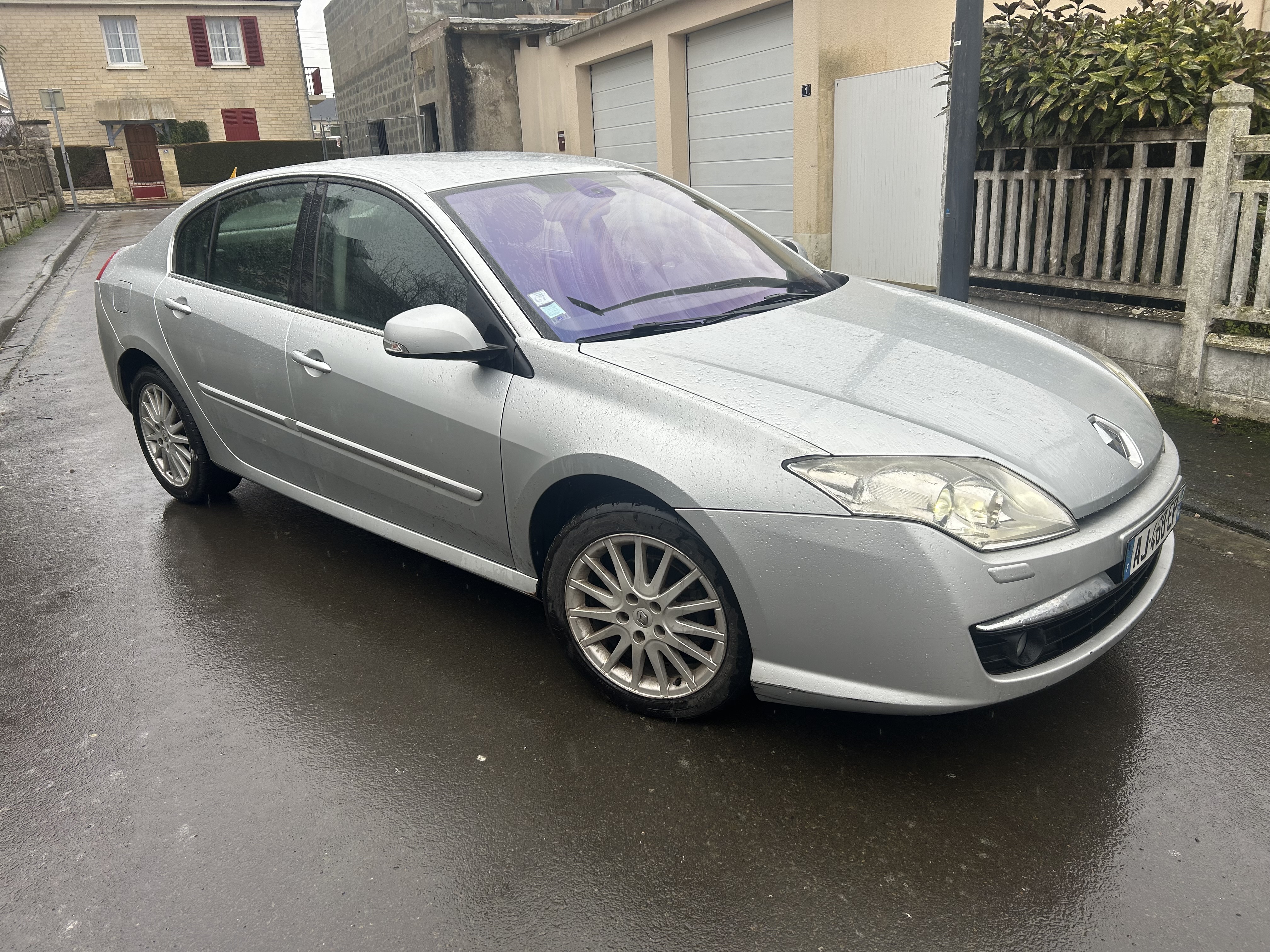 Renault Laguna III (2) 1.5 DCI 110 BUSINESS ECO2