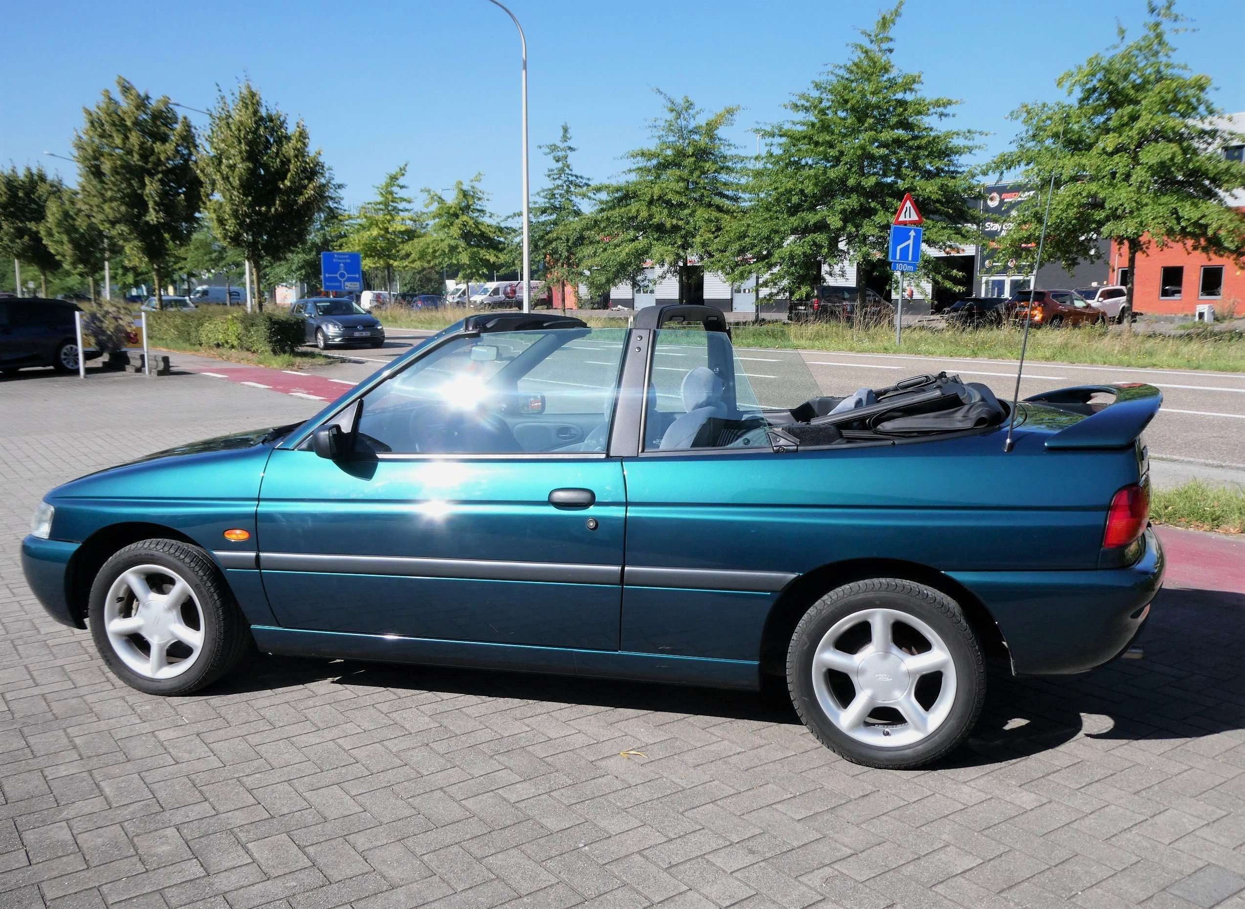 Ford Escort 1.6i Cabrio 1ste eig. Origineel 7.800km *Uniek!*
