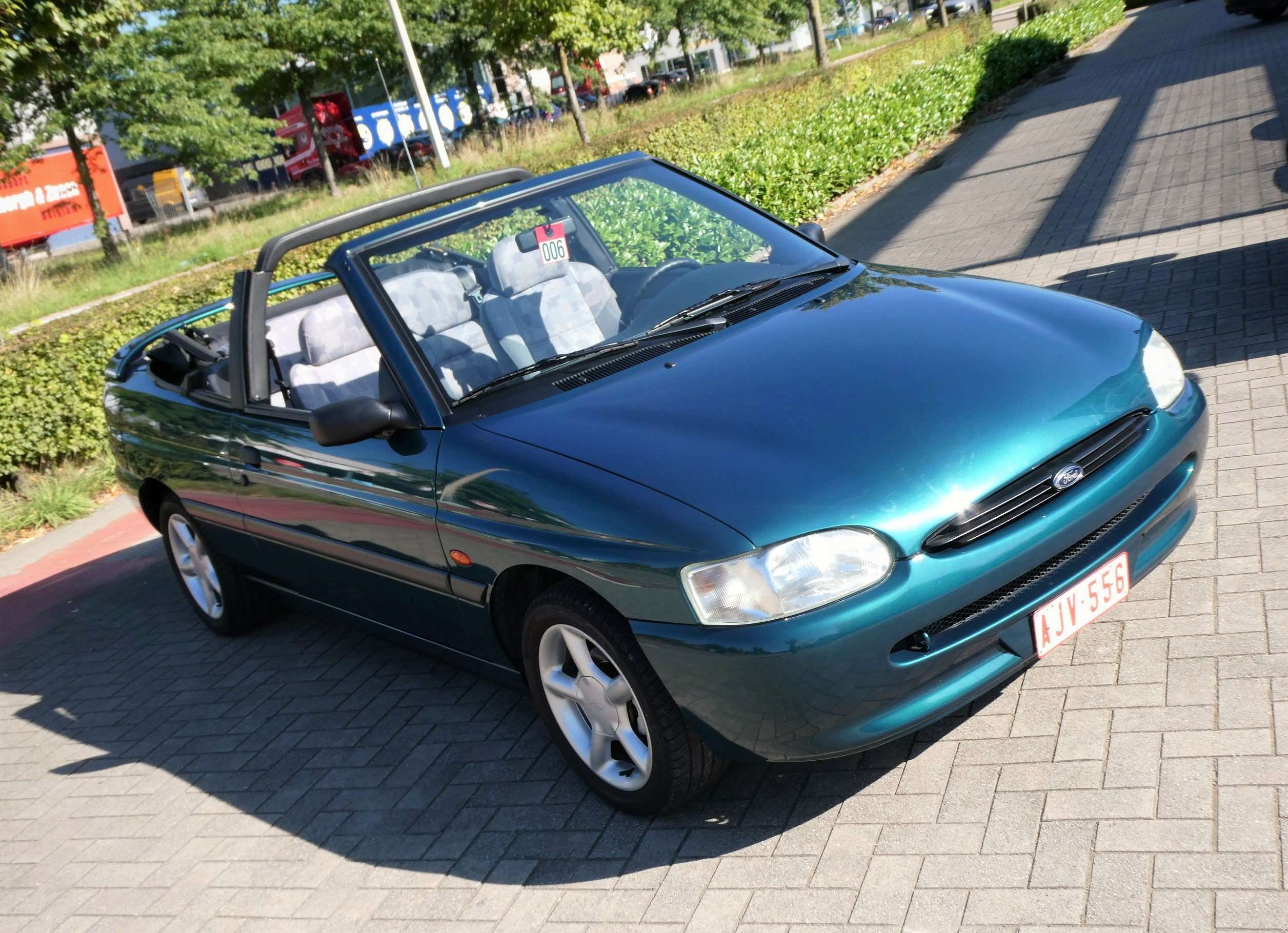 Ford Escort 1.6i Cabrio 1ste eig. Origineel 7.800km *Uniek!*