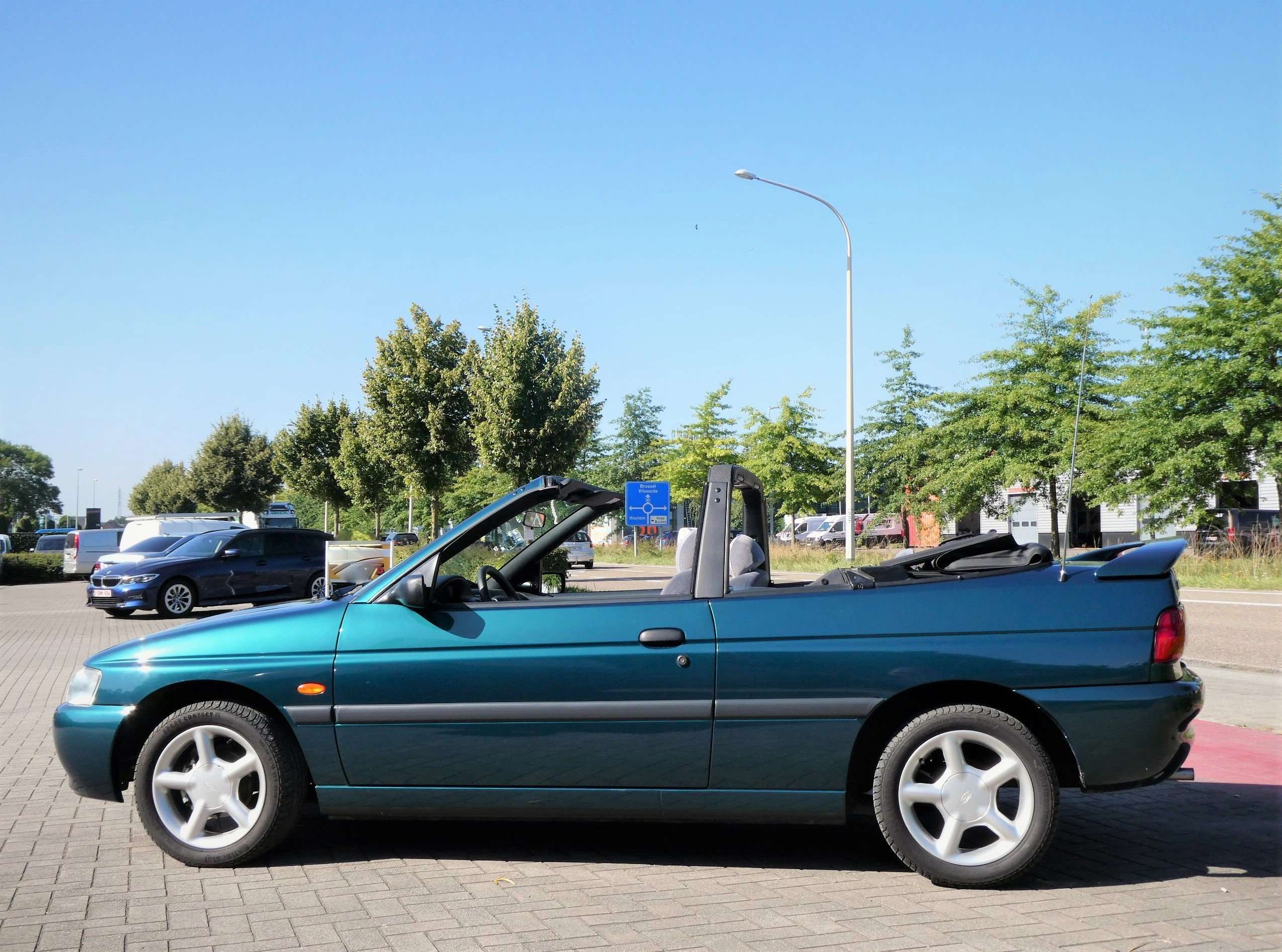 Ford Escort 1.6i Cabrio 1ste eig. Origineel 7.800km *Uniek!*