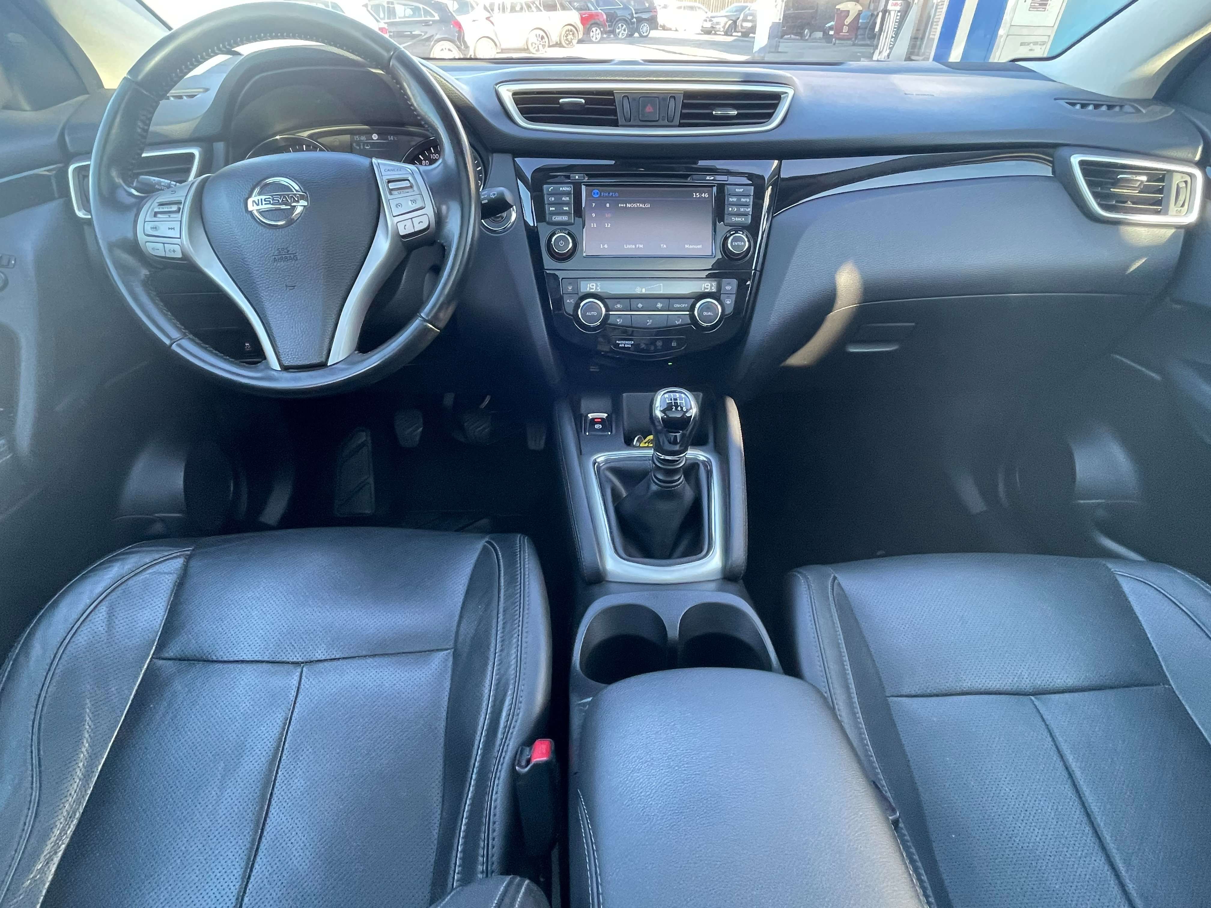 Nissan Qashqai 1.5 dCi 2WD Tekna/Toit panora. / Caméra 360°