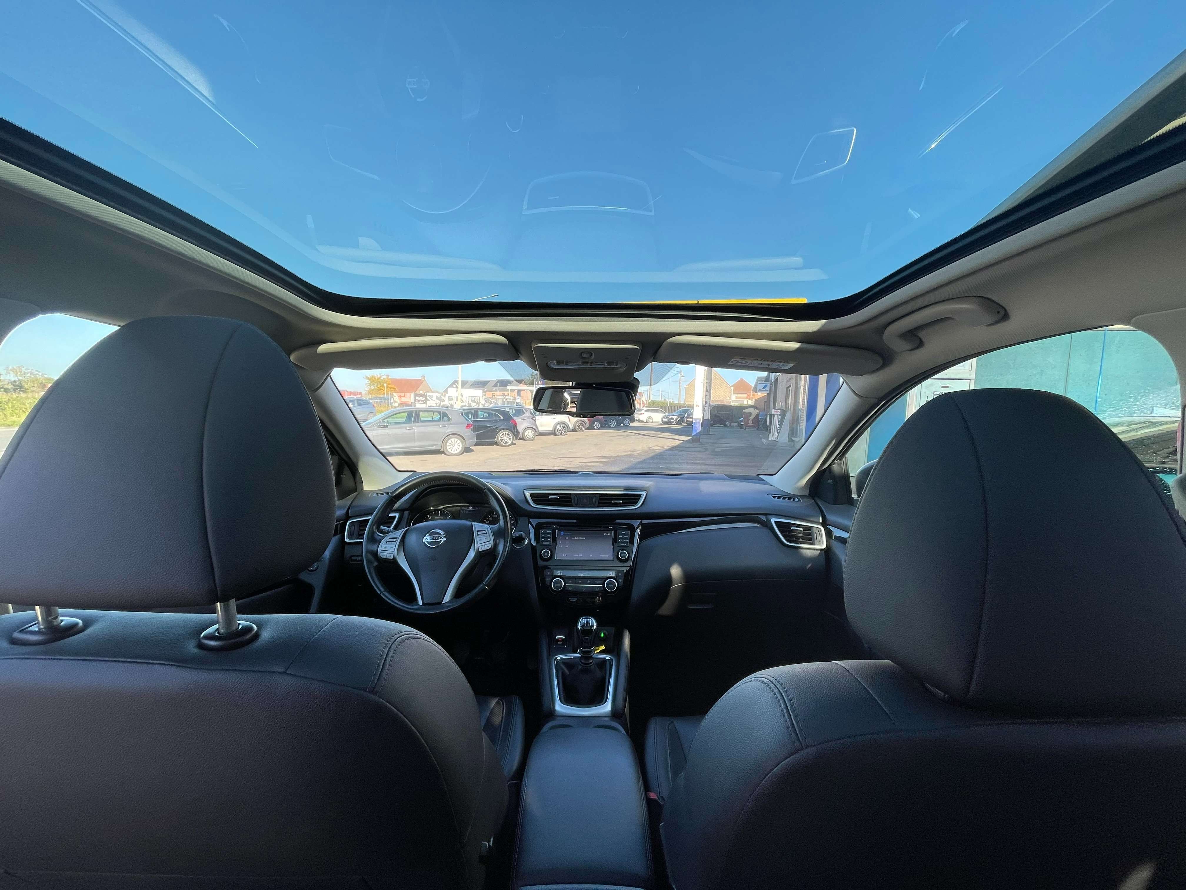 Nissan Qashqai 1.5 dCi 2WD Tekna/Toit panora. / Caméra 360°