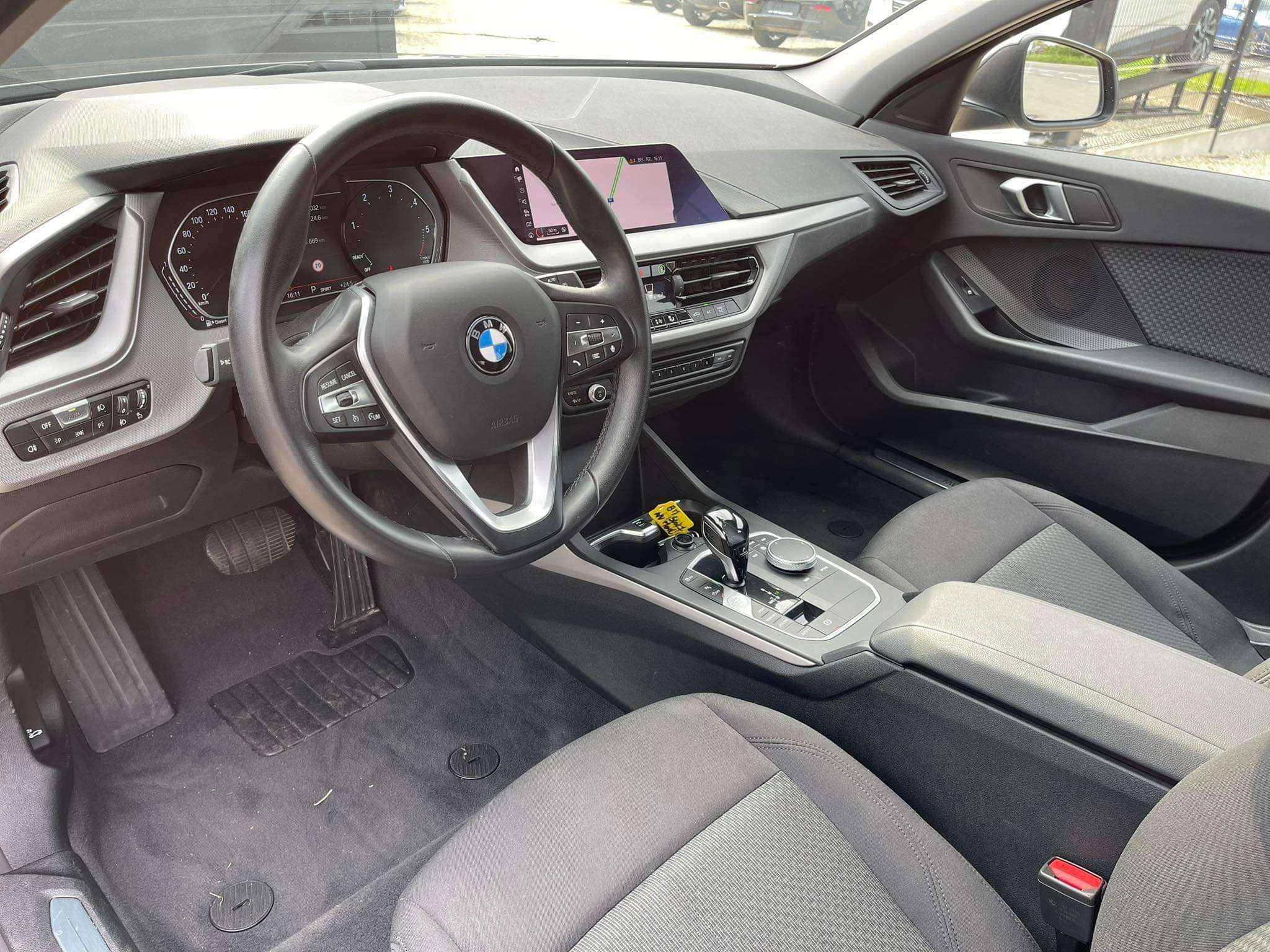 BMW 116 dA AdBlue / Boite automatique / Phares au LED