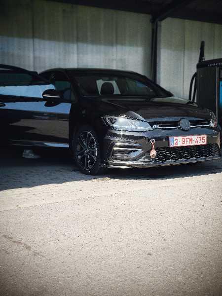 Volkswagen Golf VIII 1.5 ETSI OPF 150 R-LINE DSG7