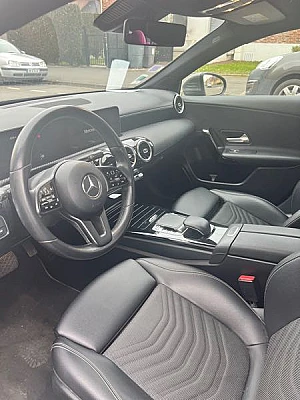 Mercedes-Benz Classe A IV BERLINE 180 D STYLE LINE 7G-DCT
