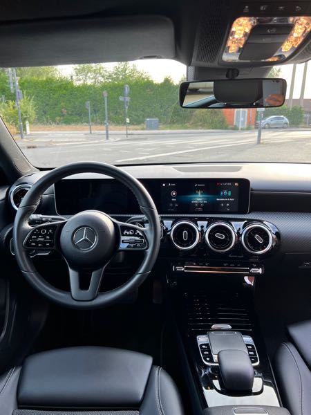 Mercedes-Benz Classe A IV BERLINE 180 D STYLE LINE 7G-DCT