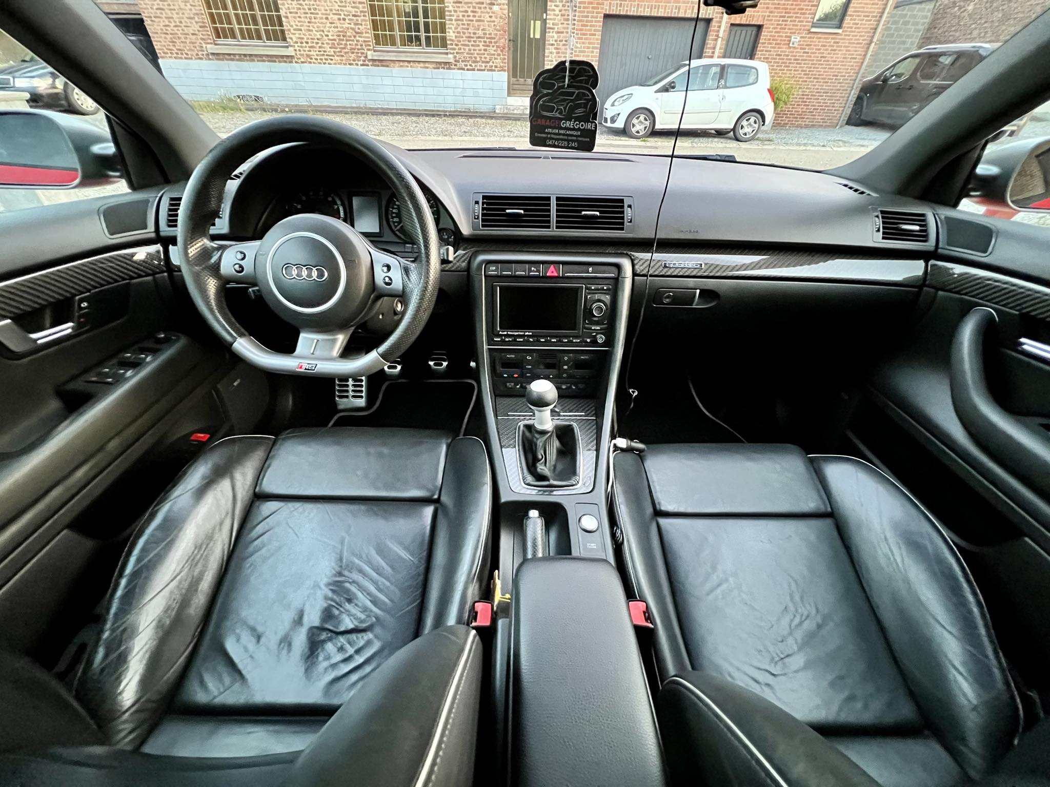 Audi RS4 III AVANT 4.2 V8 FSI 420 QUATTRO