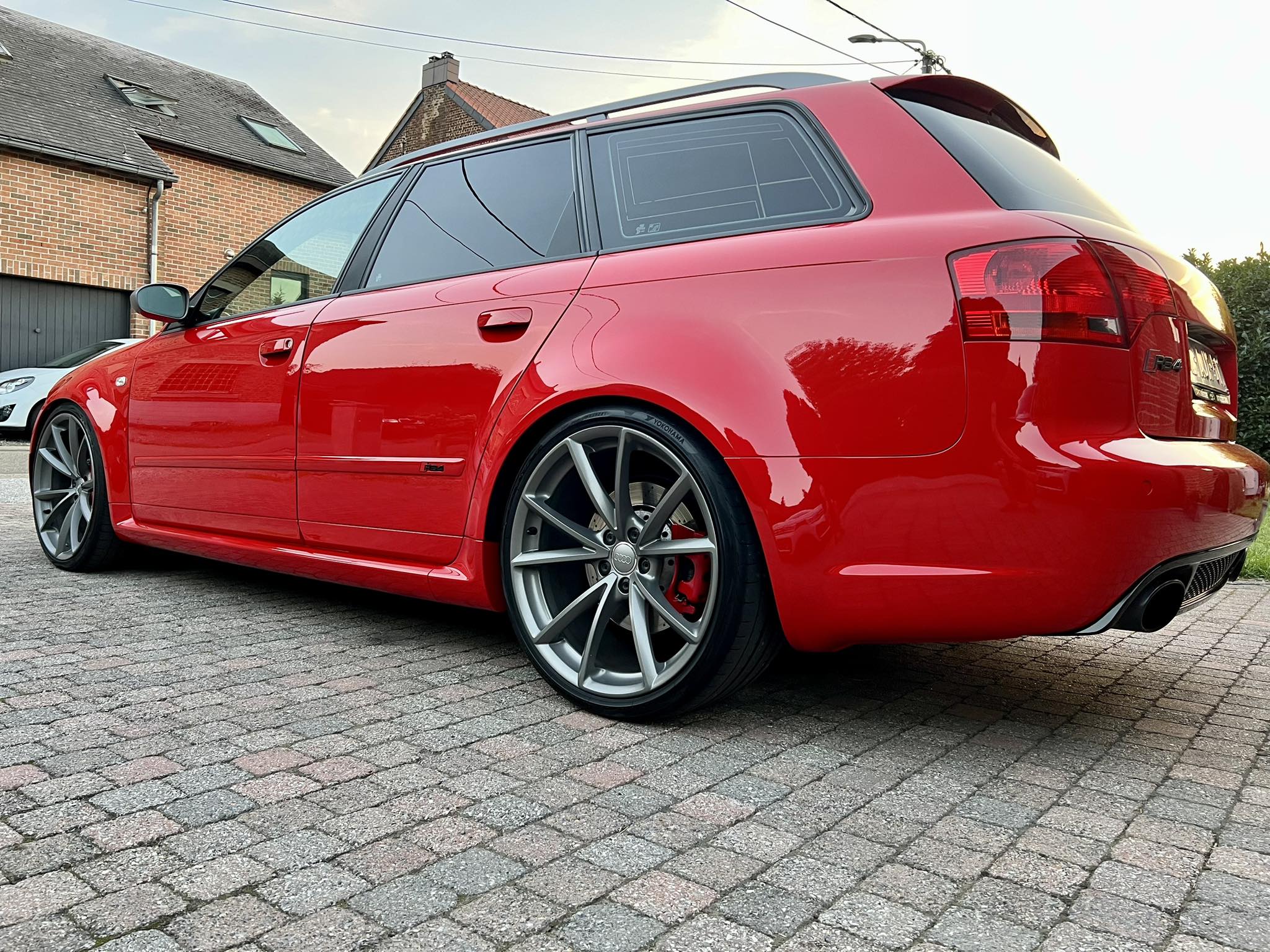 Audi RS4 III AVANT 4.2 V8 FSI 420 QUATTRO