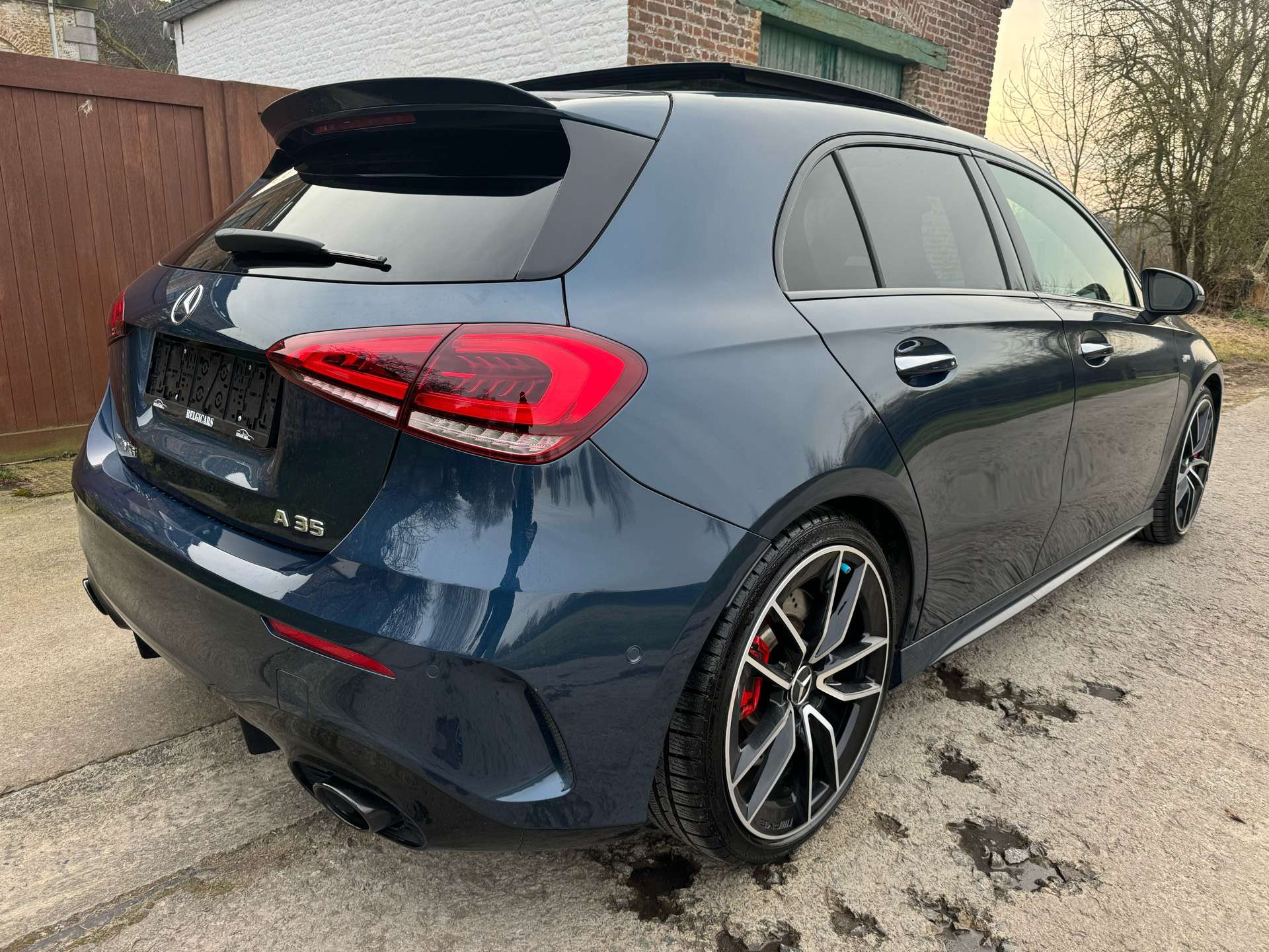 Mercedes-Benz A 35 AMG 4-Matic *PANO* *MEMO SEATS* CAM360*