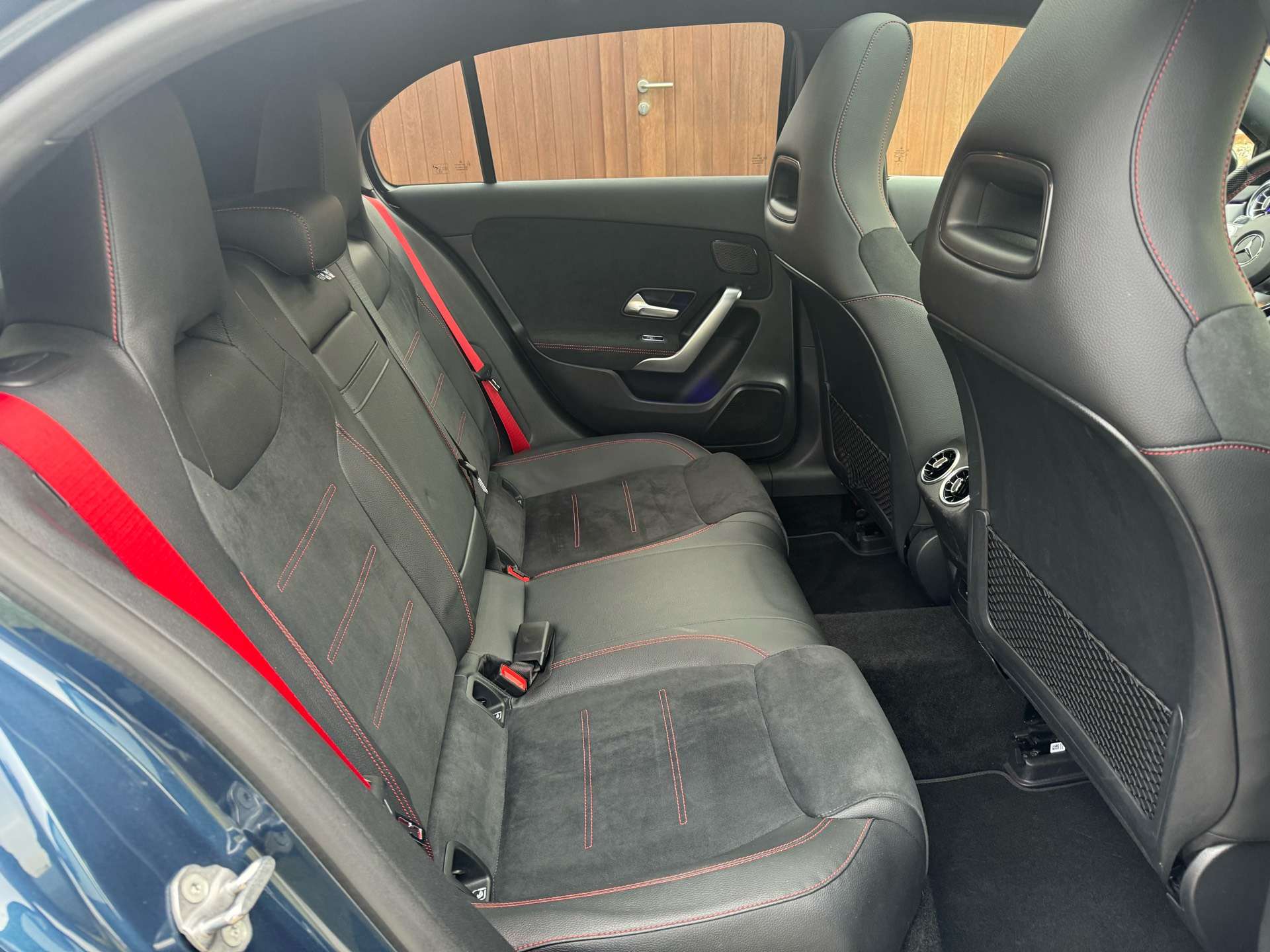 Mercedes-Benz A 35 AMG 4-Matic *PANO* *MEMO SEATS* CAM360*