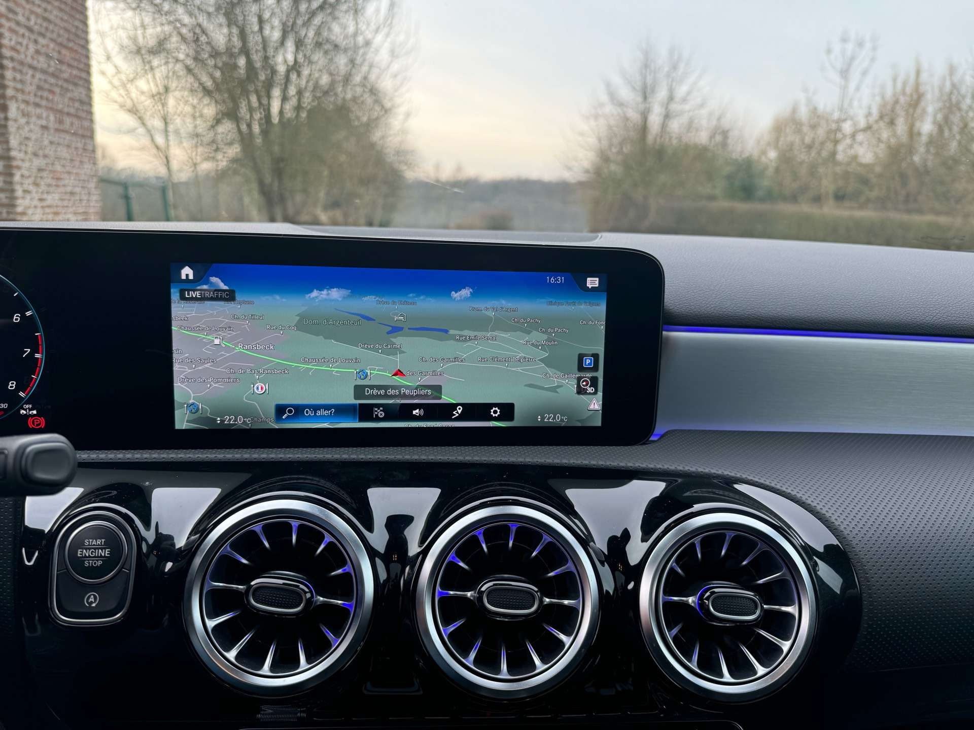 Mercedes-Benz A 35 AMG 4-Matic *PANO* *MEMO SEATS* CAM360*