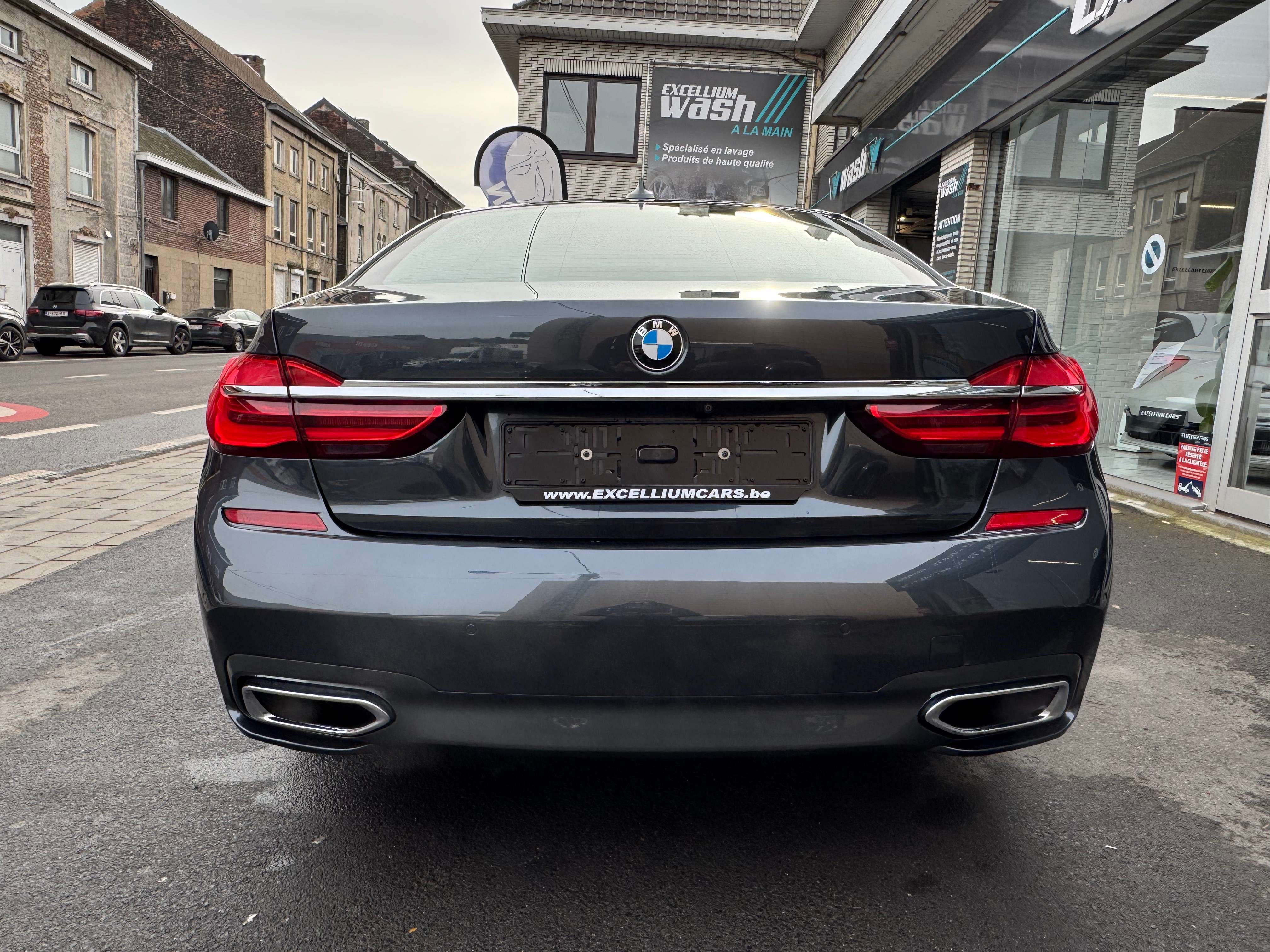 BMW 730 D Pack-M Serie Lux Full Toit Ouvrt Camera 360 Feux Led Jante Sieges Arrier Elect-massage Carnet Garantie