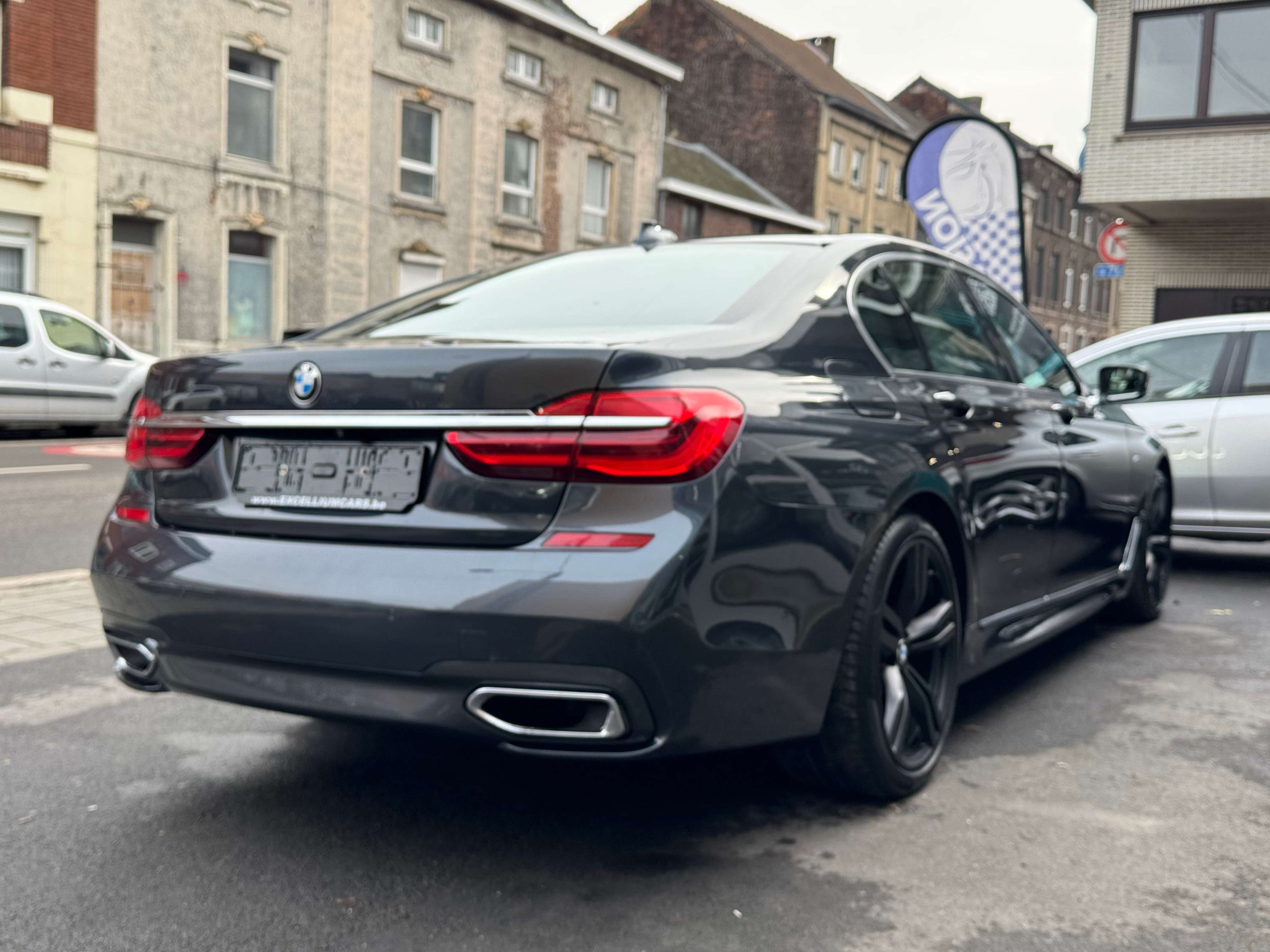 BMW 730 D Pack-M Serie Lux Full Toit Ouvrt Camera 360 Feux Led Jante Sieges Arrier Elect-massage Carnet Garantie