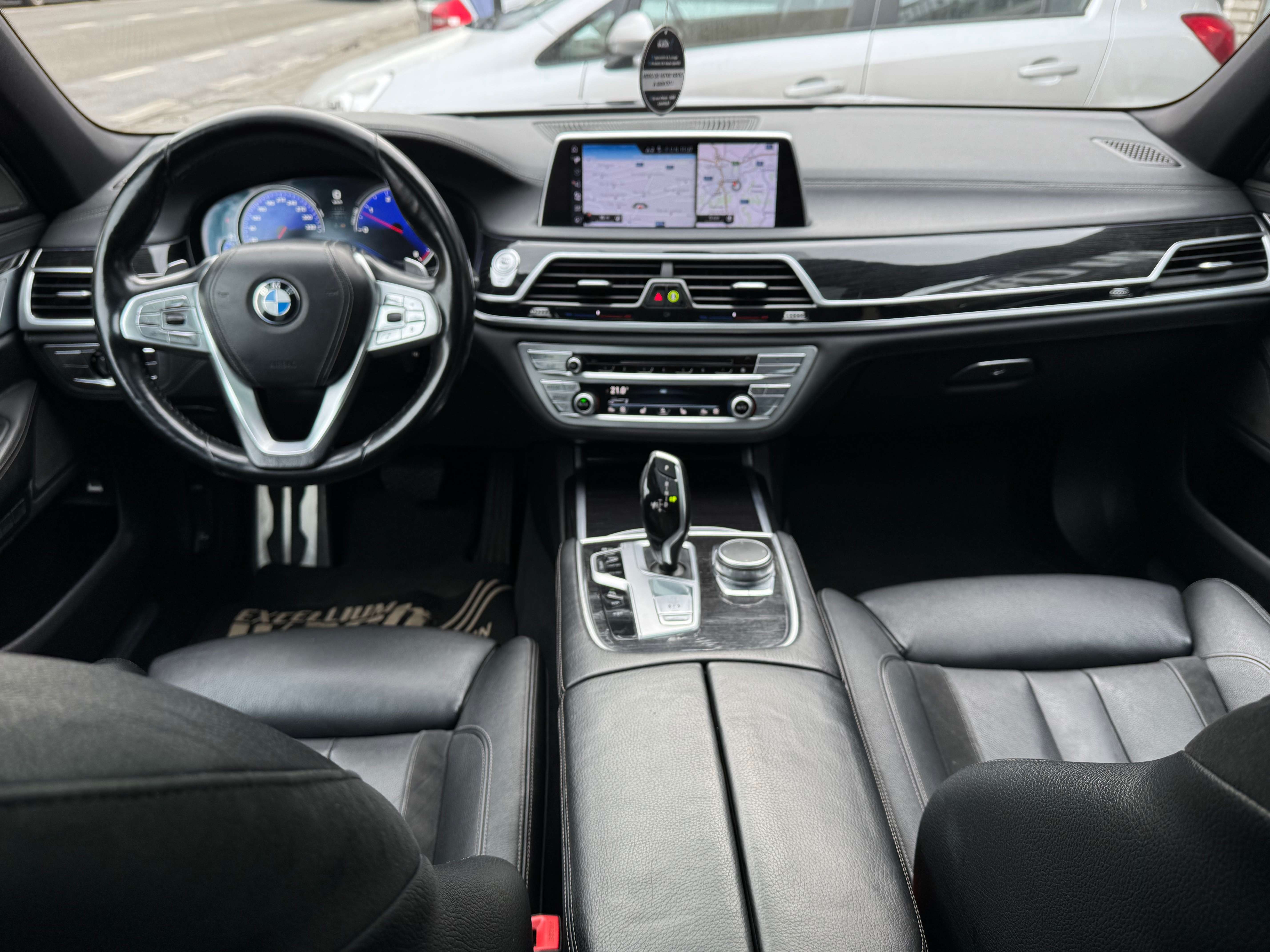 BMW 730 D Pack-M Serie Lux Full Toit Ouvrt Camera 360 Feux Led Jante Sieges Arrier Elect-massage Carnet Garantie
