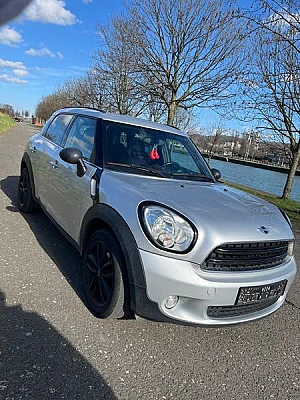 Mini Countryman ONE D