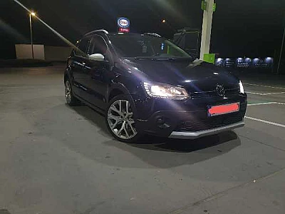 Volkswagen Polo POLO CROSS 1,6 TDI DSG!!! FULL !!