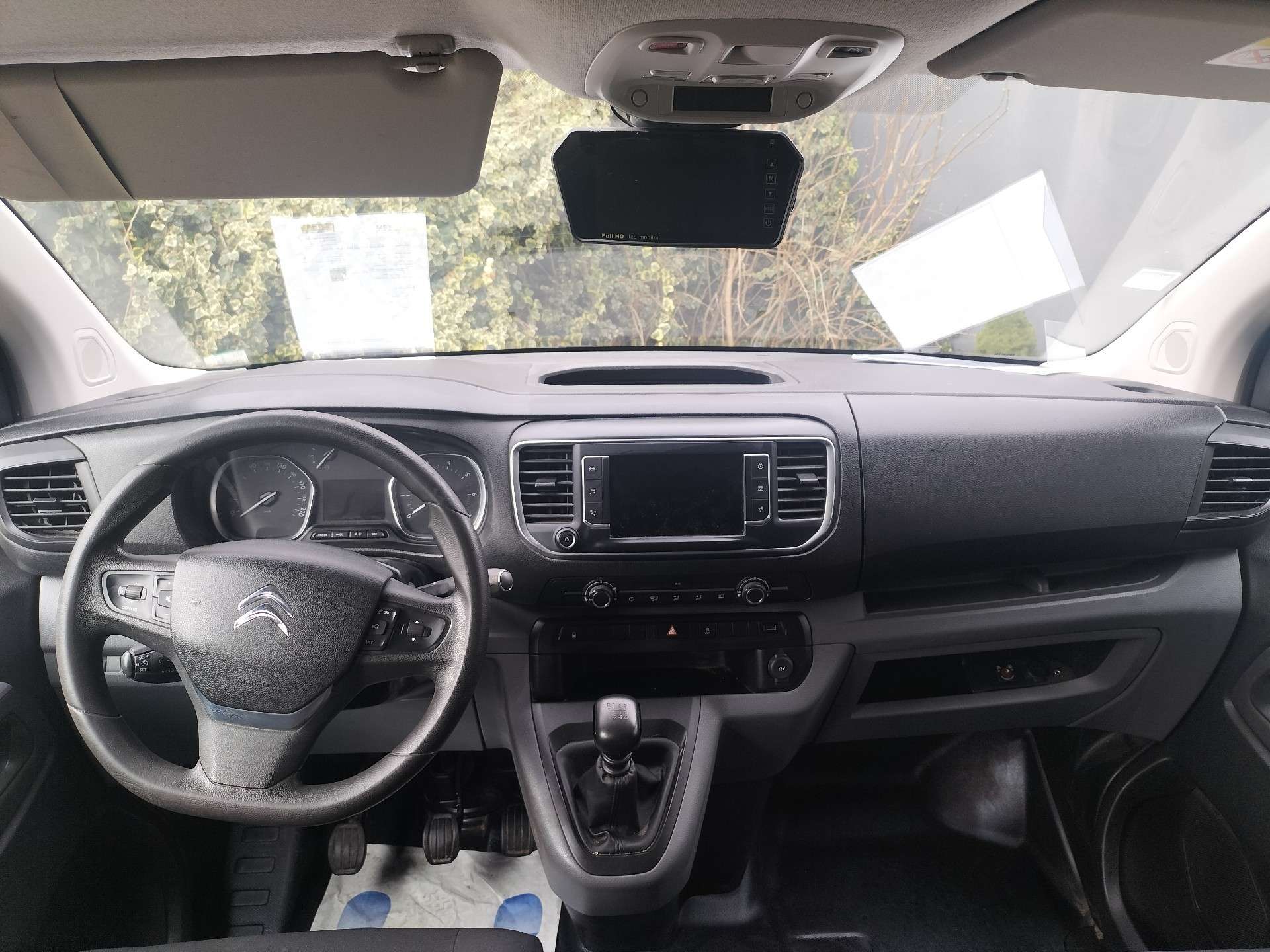 Citroen Jumpy 2.0 HDI - Utilitaire Double Cabine 6 Places Châssis Long - Garantie 12 Mois avec Entretien Effectué - Zone LEZ Ok Euro 6