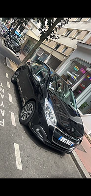 Peugeot 208 (2) 1.2 PURETECH 82 SIGNATURE 5P