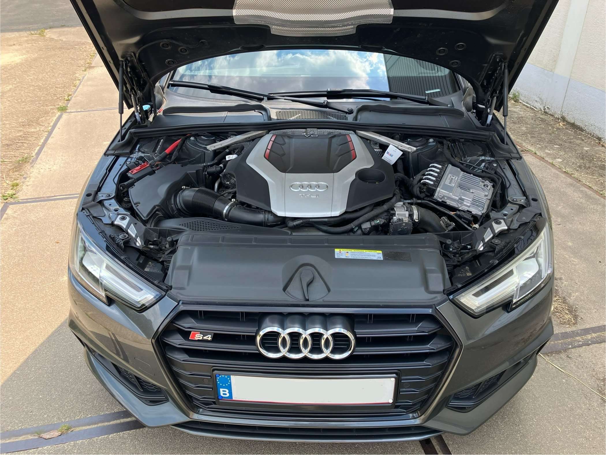 Audi S4 IV (2) AVANT 3.0 TFSI 354 S4 QUATTRO S TRONIC 8