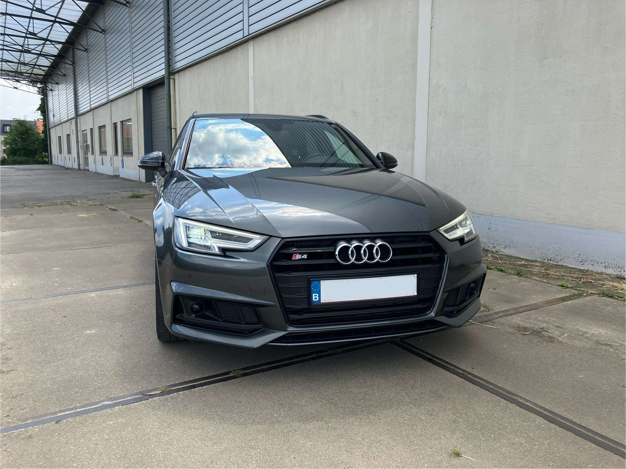 Audi S4 IV (2) AVANT 3.0 TFSI 354 S4 QUATTRO S TRONIC 8