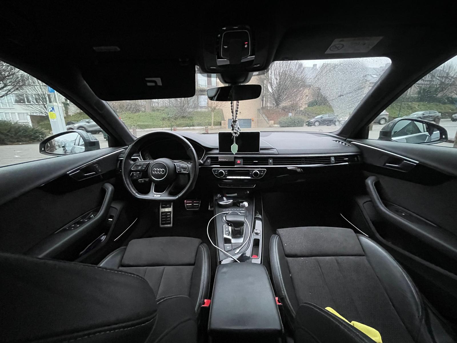 Audi A4 2.0 TDI 190 ULTRA S LINE S TRONIC