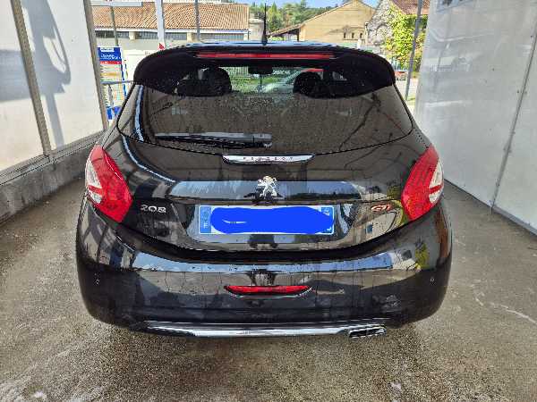 Peugeot 208 1.6 THP 200 GTI 3P