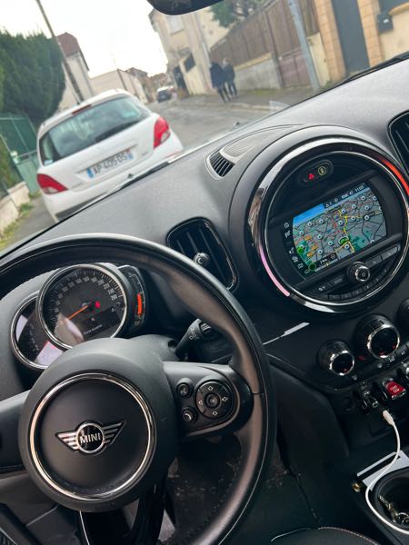 Mini Countryman II (2) ONE D 116 BUSINESS DESIGN BV6