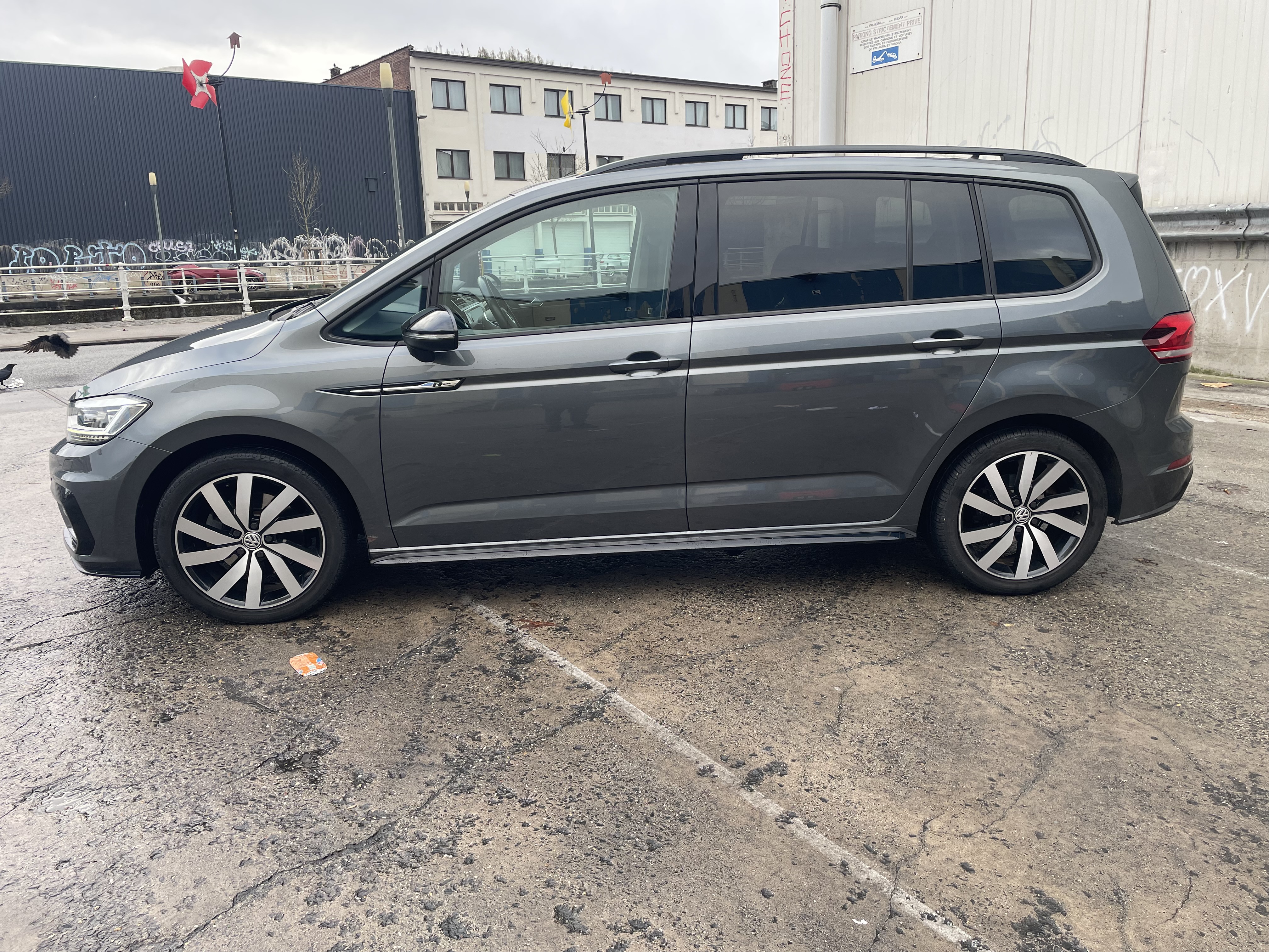 Volkswagen Touran III 1.5 TSI 150 EVO BLUEMOTION TECHNOLOGY R-LINE DSG7