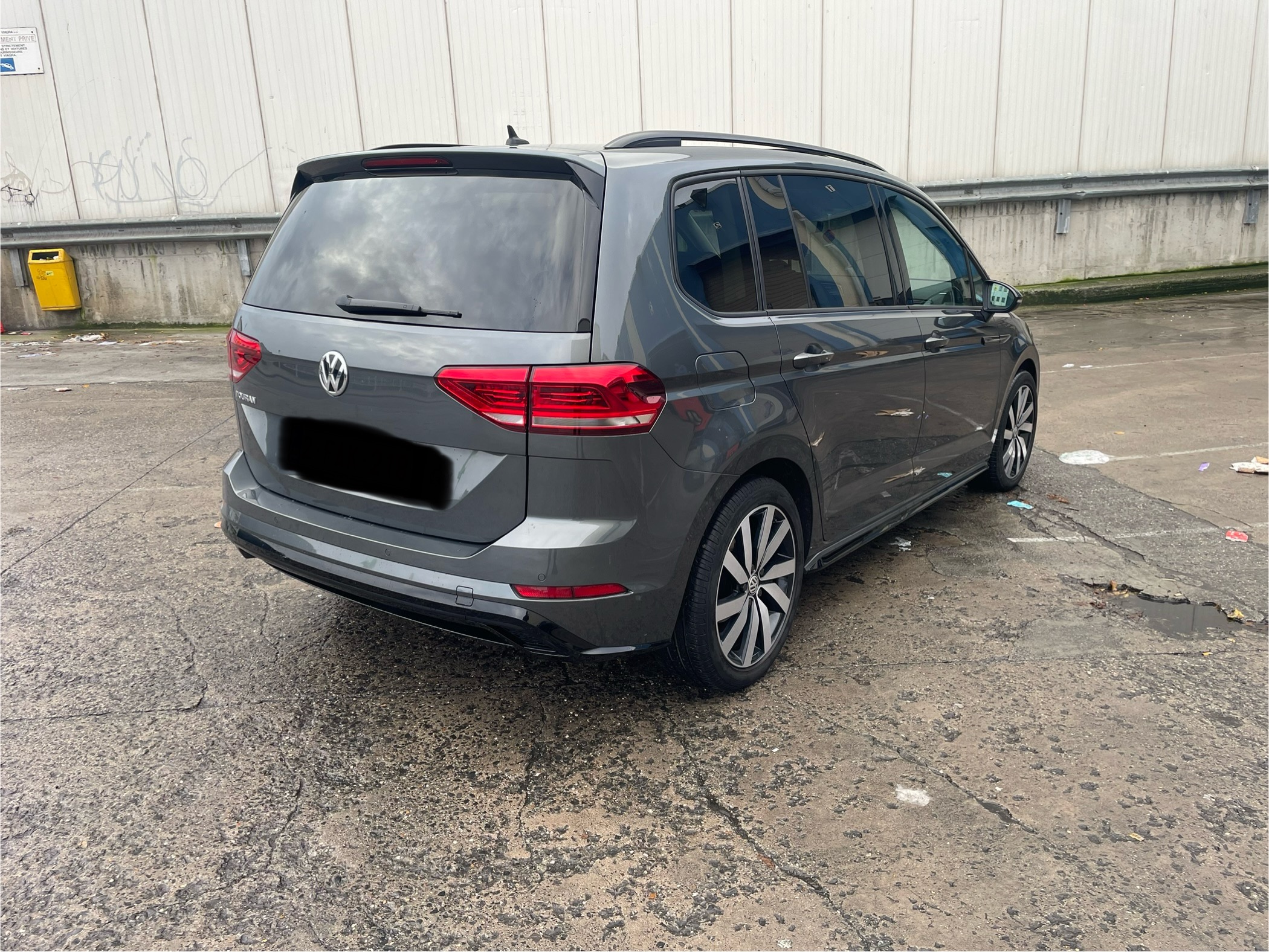 Volkswagen Touran III 1.5 TSI 150 EVO BLUEMOTION TECHNOLOGY R-LINE DSG7