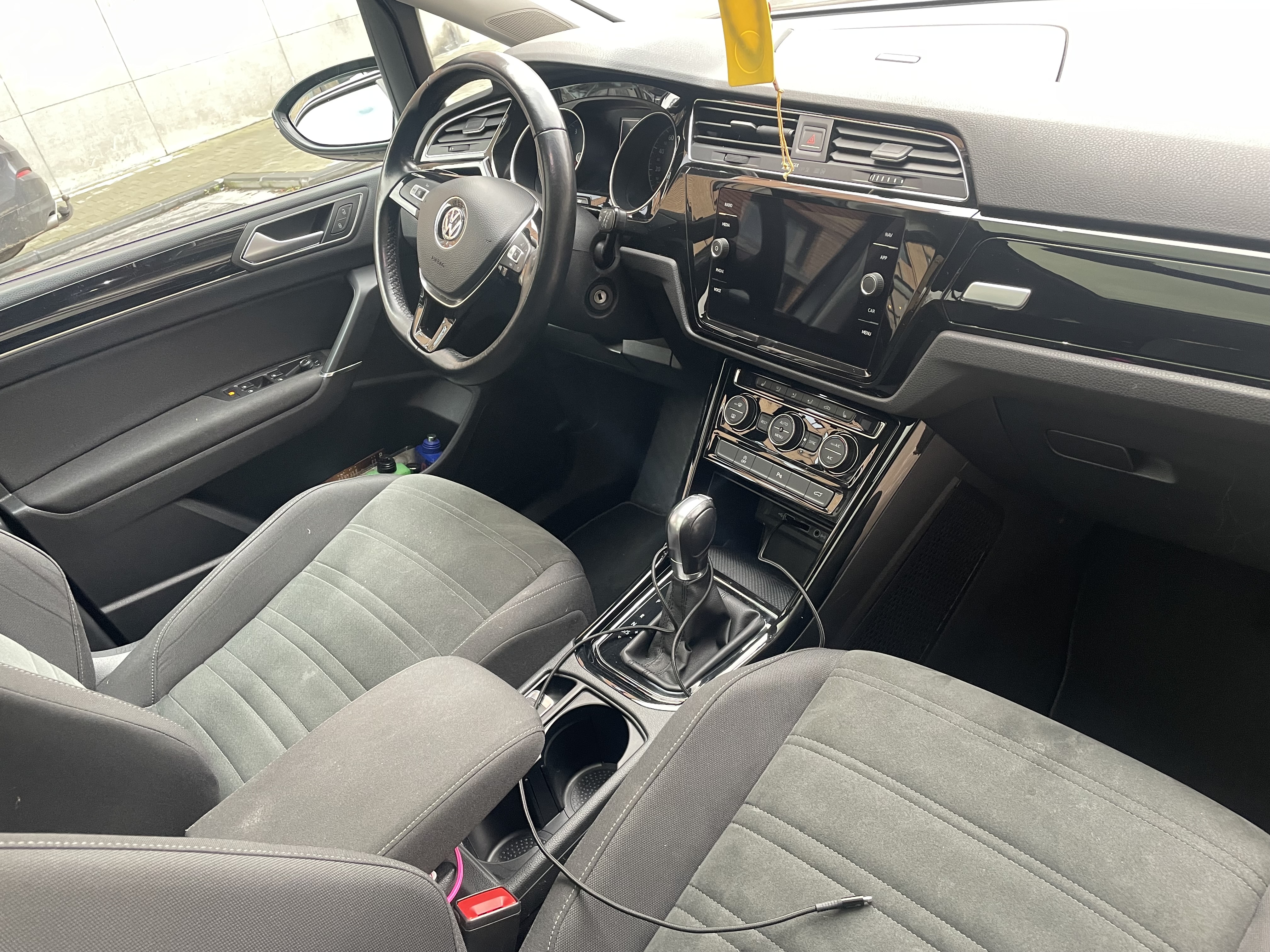 Volkswagen Touran III 1.5 TSI 150 EVO BLUEMOTION TECHNOLOGY R-LINE DSG7
