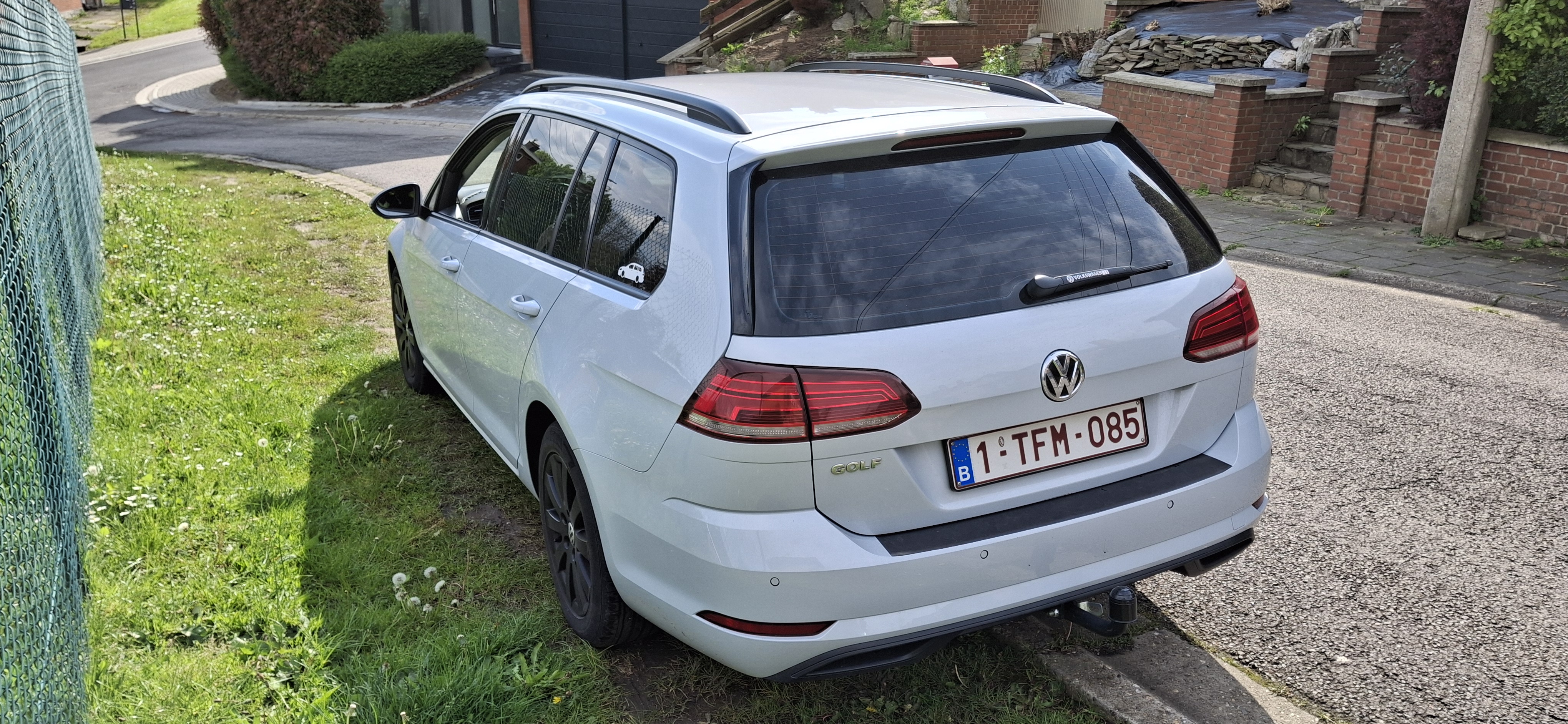 Volkswagen Golf VII (2) SW 1.6 TDI 90 BLUEMOTION TECHNOLOGY TRENDLINE